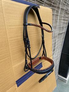 Brida de cuero anatómica con logotipo personalizado para carreras de caballos y equipo ecuestre de PVC con costuras elegantes Bling en Noseband - Product Image 5