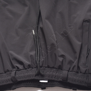 Pantalon de ski unisexe noir imperméable et coupe-vent, grande taille, avec cordon de serrage à la taille et poches cargo pour les activités hivernales en plein air - Product Image 3
