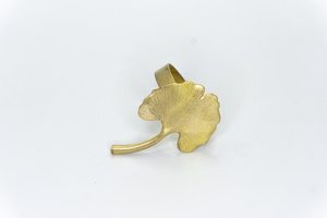 Rond de serviette personnalisé feuille de ginkgo en métal doré pour décoration de table au meilleur prix - Product Image 5