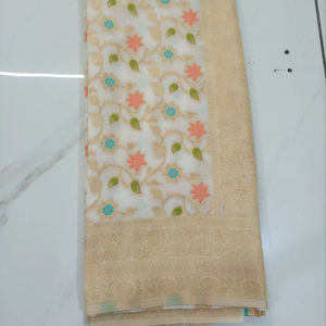 สารีไนลอนที่มีเสน่ห์สำหรับความสง่างามทันสมัยสวมใส่สบายและง่ายต่อการแต่งตัวสำหรับทุกกิจกรรมของอินเดียและเสื้อผ้าปากีสถาน - Product Image 1