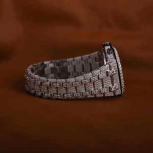 Reloj de Diamantes Personalizado con Cronógrafo, Completamente Engastado con Diamantes de Moissanita Redondos, Estilo Clásico con Fecha, Carátula con Números Romanos, para Hombre, Ideal para Regalo - Product Image 5