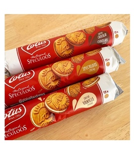 Biscuits Lotus Biscoff en gros, paquet de 24 x 250g, biscuits croustillants au caramel, parfaits pour les cafés, les bureaux et les restaurants - Product Image 1