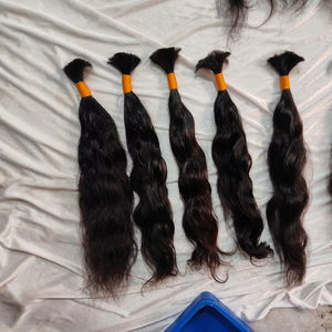 Paquets de cheveux crus d'Inde vendeur unique cheveux humains naturels vierges non traités Remy à double étirage cheveux crus en vrac - Product Image 1