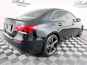 ขายรถซีดาน220 4dr เมอร์เซเดส-เบนซ์ A-Class