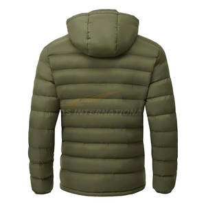 Chaqueta acolchada con Capucha ligera para hombre con capucha desmontable Abrigo de invierno aislado resistente al agua 4 bolsillos Logotipo personalizado OEM - Product Image 2