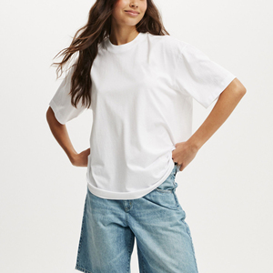 Article le plus vendu t-shirt femme surdimensionné logo brodé personnalisé grande taille 100% coton t-shirt uni respirant pour femme - Product Image 2