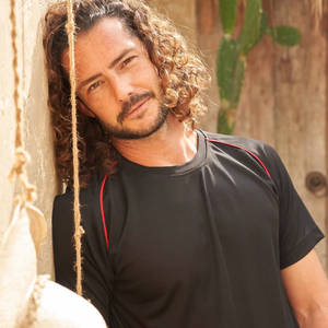 Ultifresh Performance Unisex VOV Camiseta 100% poliéster sólido Casual tejido bordado pantalla impresa cuello redondo ODM suministro - Product Image 3