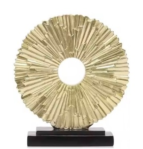 Grande sculpture abstraite argentée en forme de poisson, design moderne, art en métal autoportant pour décoration de jardin d'intérieur et d'extérieur - Product Image 6