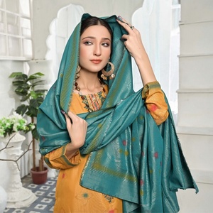 3 pièces-vente complète, costume Jacquard 3 pièces pour femmes du Pakistan et indiennes de la marque Bin Hameed - Product Image 2