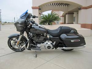 Nouvelle moto de tourisme Harley-Davidson Street Glide 2026 - Product Image 3