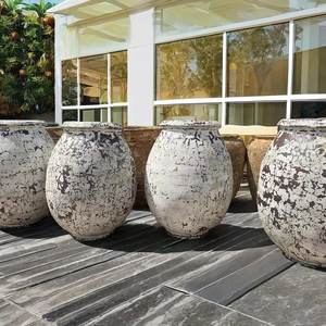 Poterie en céramique extérieure de grande taille d'artisanat du Vietnam pour la maison et le jardin emballage personnalisé - Product Image 1