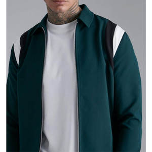 Veste universitaire de haute qualité avec logo personnalisé, veste d'hiver chaude et respirante, style uni, fabricant OEM - Product Image 3