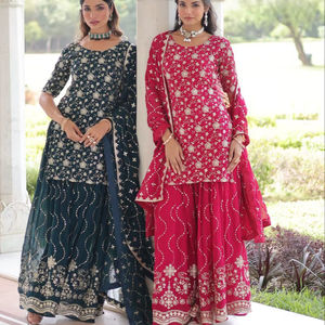 Elegante Kurti Rosa de Georgette Sintética con Lentejuelas Bordadas, Conjunto con Sharara y Dupatta, Ideal para Bodas, Diwali, Fiestas y Eventos Festivos - Product Image 1