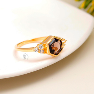 925 Sterling Silver Wholesale Fashion Rings Natural Hexagonal Cut Smoky Quartz Gemstone Semiprecious Unique Bezel Setting Incrustation - Product Image 4