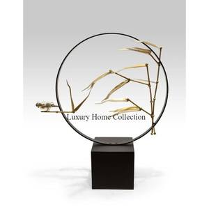 รูปปั้นตกแต่งโลหะพร้อมแหวนทรงกลมและฐานแกะสลักหินอุปกรณ์ตกแต่งบ้านสีขาวดูน่าชื่นชมใหม่ - Product Image 6