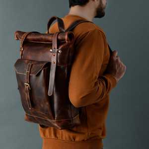 Mochila personalizada de cuero con tapa enrollable, hecha a mano, de cuero oscuro, para ordenador portátil, mochila de viaje, 2017 - Product Image 3