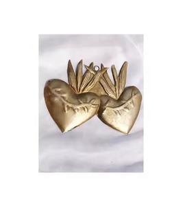 Par de Milagros de Metal Antiguo con Sagrado Corazón, Adorno, Excelente Regalo para Amantes Católicos, Ideal para Primera Comunión - Product Image 1