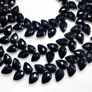 Vente en gros de perles briolettes en forme de poire et feuille à facettes en onyx noir perles de pierres précieuses naturelles pour la fabrication de bijoux - Product Image 5