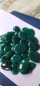 Piedra Preciosa de Ónice Verde Natural con Efecto de Luz para la Fabricación de Joyas, Formas y Tamaños Variados - Product Image 4