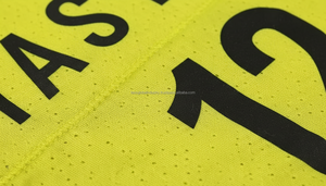 Uniforme de Fútbol de Poliéster Ligero y Reflectante de Alta Calidad, Jersey de Fútbol con Logotipo Personalizado Impreso, MOQ Bajo, Sublimación - Product Image 6