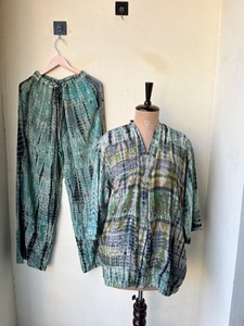 Hermoso Conjunto de pijama Kimono de seda crepé con tinte de corbata, camisón de seda de dos piezas para mujer, bata de verano para uso diario, regalo - Product Image 2