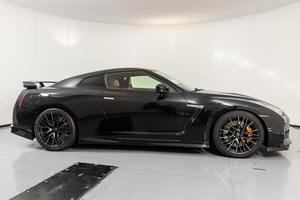 Nissan GT-R Premium 2020 usado de primera calidad, motor V6 biturbo de 565 hp, paquete interior Premium - Product Image 3