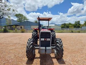 รถแทรกเตอร์มาสซีย์เฟอร์กูสัน รุ่นดั้งเดิม MF 275 MF 385 MF 290 4X4 เครื่องจักรกลการเกษตร รถแทรกเตอร์มาสซีย์เฟอร์กูสัน รถแทรกเตอร์สำหรับงานเกษตร ขาย - Product Image 4