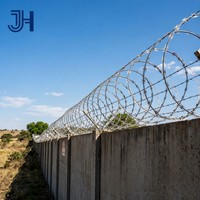 Clôture de sécurité en acier inoxydable galvanisé à chaud BTO-22 Concertina, anti-escalade, pour mur de prison, avec fil barbelé rasoir personnalisé