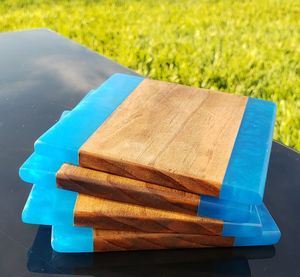 Lot de quatre sous-verres élégants en résine de bois Design carré durable et résistant à la chaleur pour la décoration de la cuisine Tables basses Tapis de salle à manger - Product Image 6