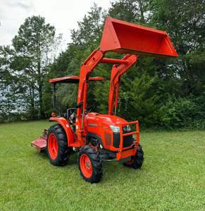 รถแทรกเตอร์2012 Kubota L3200รถตักดิน4x4ใหม่ - Product Image 2