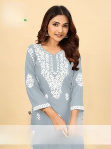 Nuevo trabajo de rayón Kurti y pantalón con trabajo chikankari para ropa casual - Product Image 4