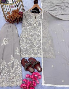 Vestidos informales con espejo y piedra de color nuevo a la moda pakistaní más atractivos a precio de venta al por mayor para festivales y fiestas de mujer - Product Image 2