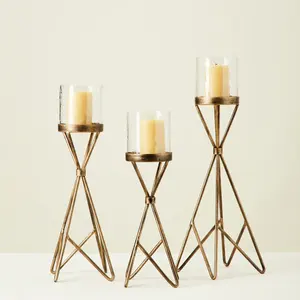 ชุดเชิงเทียนโลหะสีทองสำหรับตกแต่งโต๊ะ3ชิ้น - Product Image 1