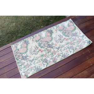 พรมตุรกีขนาด 1.9x3.6 ฟุต พรมวินเทจ พรมขนสัตว์ขอบสีขาว - Product Image 2