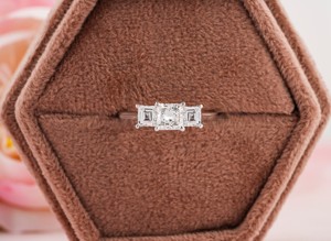 1.7CT Princess Cut Three Stone Eco-Friendly Lab Grown Diamond Engagement Wedding Ring for Her Party Proposal Gift - Product Image 2