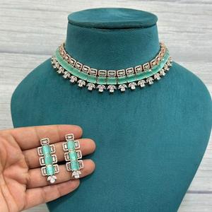 Impresionante y elegante conjunto de Gargantilla chapada en plata con pendientes a juego, piedras de circón brillantes para bodas o fiestas de novias - Product Image 1