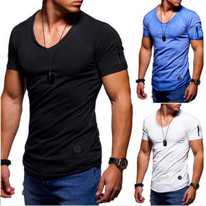 Camiseta de manga corta con cuello en V, corte ajustado, de 240 gramos, tejido de punto pesado, teñido liso, comprimido. - Product Image 1