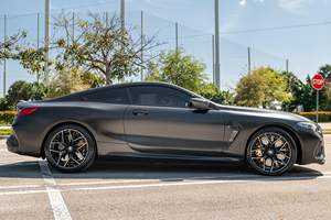 BMW M8 COMPETITION COUPE 2020 USADO, Volante a la Izquierda/Derecha - Product Image 2