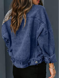 Chaqueta vaquera de mujer estilo camionero con bolsillos de parche de leopardo, manga larga, cuello vuelto, estilo otoñal - Product Image 2