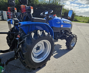 Mini tracteur agricole multifonctionnel SOLIS 20 COMPACT 4x4 neuf. Tracteur agricole diesel d'occasion. - Product Image 5