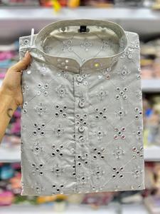 Coton de qualité supérieure avec miroir à broderie lourde Travail père et fils Miroir design Kurta avec pyjama - Product Image 5