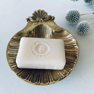 Porte-savon en laiton moderne pour un environnement de salle de bain propre et hygiénique avec une construction en laiton durable - Product Image 1