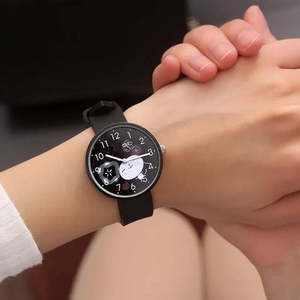 นาฬิกาควอทซ์ลายแมวน่ารักสำหรับทุกเพศมีสไตล์และน่ารัก - Product Image 4