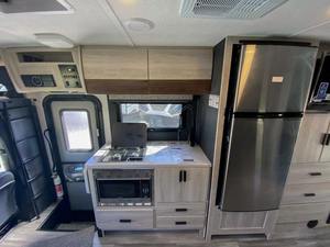 Autocaravana de Lujo, Remolque Camper de Aleación de Aluminio, Remolque de Viaje para Exteriores, Entrega Rápida - Product Image 5