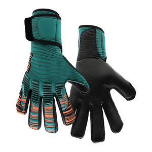 Nouvelle conception et meilleure qualité gants de football gaélique pour la protection des gardiens de but gants de football personnalisables en vente - Product Image 4