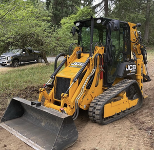 Chargeuse-pelleteuse sur chenilles JCB 1CXT 4X4 pour projets de construction avec livraison rapide et performances de qualité supérieure - Product Image 1