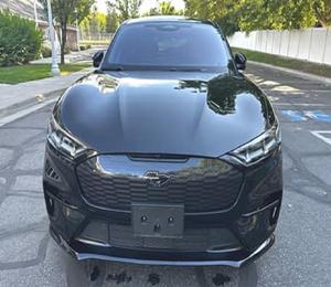 2021 M O S T N G Much-E G T AWD SUV, Neumáticos R18, Batería de Litio, Asientos de Cuero, Techo Panorámico, 6 Plazas, Portaequipajes de Aleación de Aluminio - Product Image 1