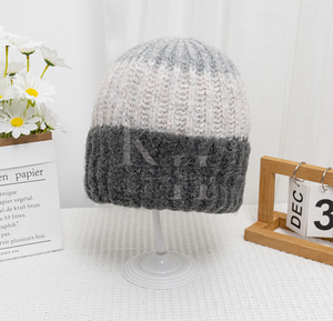 Gorro de punto OEM | Gorros de punto unisex con forro suave y ajuste cómodo y gorro de invierno cálido | De Pakistán - Product Image 3