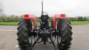 Tracteur à chenilles Massey Ferguson 390 2WD 85 CV Moteur Yunnei Bon état d'origine d'occasion avec roulement moteur pompe à engrenages - Product Image 5