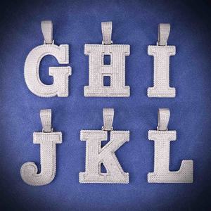 Pendentif chaîne en alliage de laiton avec diamant de laboratoire style hip-hop pour hommes et femmes - Product Image 4